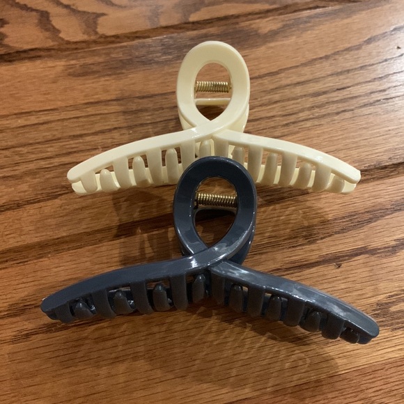 10 Claw Hair Clips - Picture 10 of 13